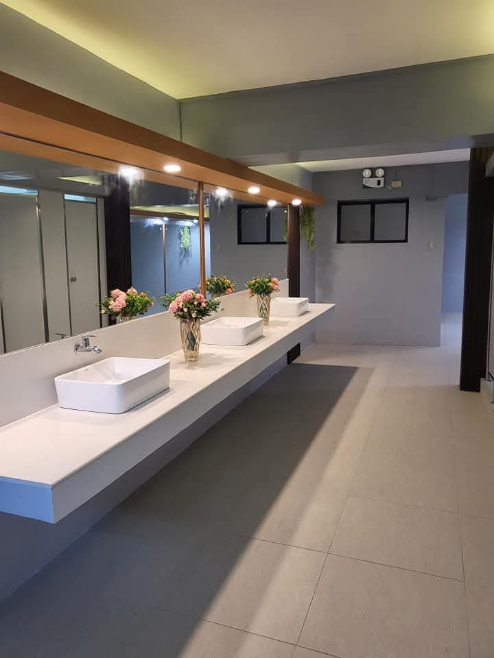 Female Comfort Room thumbnail 2